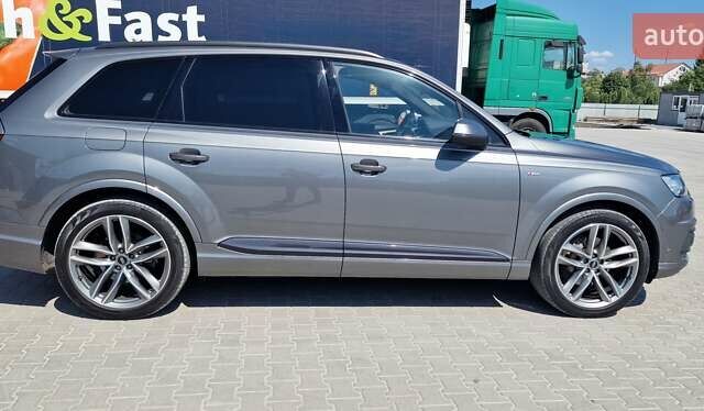 Ауди Ку 7 2018 в Тернополе на Automoto.ua Серый Ауди Ку 7, объемом двигателя 2.97 л и пробегом 147 тыс. км за 49999 $, фото 13 на Automoto.ua