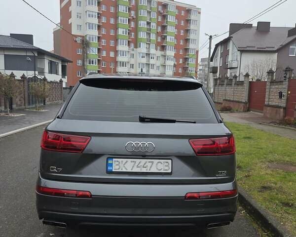 Серый Ауди Ку 7, объемом двигателя 3 л и пробегом 348 тыс. км за 39500 $, фото 8 на Automoto.ua