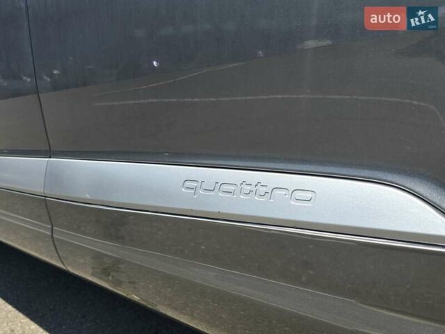Серый Ауди Ку 7, объемом двигателя 1.98 л и пробегом 153 тыс. км за 22000 $, фото 37 на Automoto.ua