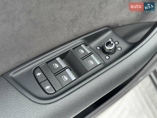 Сірий Ауді Ку 7, об'ємом двигуна 2.97 л та пробігом 220 тис. км за 45500 $, фото 35 на Automoto.ua