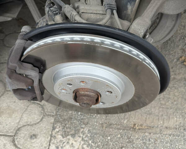 Сірий Ауді Ку 7, об'ємом двигуна 2.97 л та пробігом 220 тис. км за 45500 $, фото 3 на Automoto.ua