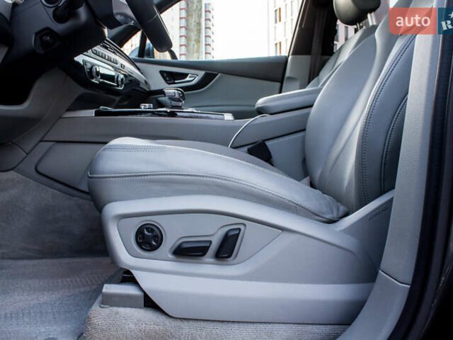 Сірий Ауді Ку 7, об'ємом двигуна 3 л та пробігом 78 тис. км за 33300 $, фото 68 на Automoto.ua