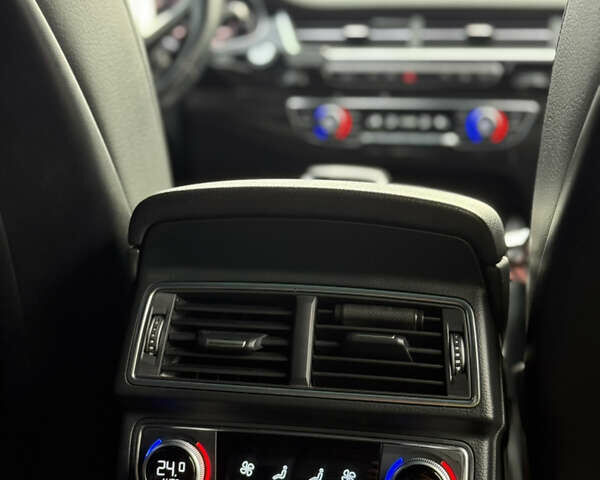 Серый Ауди Ку 7, объемом двигателя 3 л и пробегом 179 тыс. км за 25800 $, фото 59 на Automoto.ua