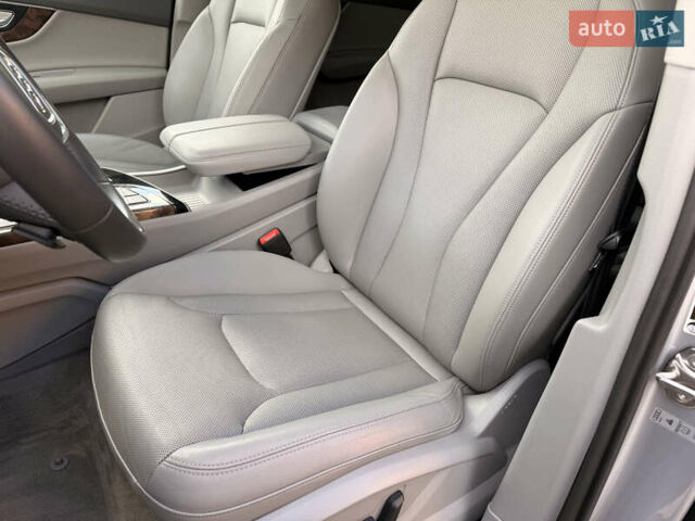 Сірий Ауді Ку 7, об'ємом двигуна 3 л та пробігом 74 тис. км за 35000 $, фото 8 на Automoto.ua