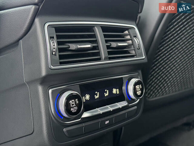 Сірий Ауді Ку 7, об'ємом двигуна 2.97 л та пробігом 220 тис. км за 45500 $, фото 60 на Automoto.ua