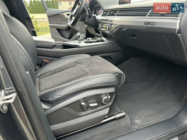 Ауди Ку 7 2018 в Тернополе на Automoto.ua Серый Ауди Ку 7, объемом двигателя 2.97 л и пробегом 195 тыс. км за 39500 $, фото 28 на Automoto.ua