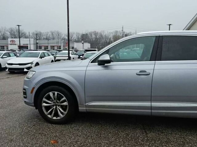 Ауди Ку 7 2018 в Львове на Automoto.ua Серый Ауди Ку 7, объемом двигателя 3 л и пробегом 246 тыс. км за 21900 $, фото 1 на Automoto.ua