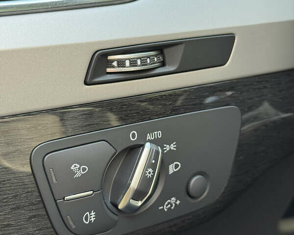 Серый Ауди Ку 7, объемом двигателя 3 л и пробегом 137 тыс. км за 32000 $, фото 14 на Automoto.ua