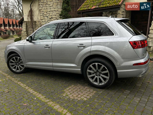 Серый Ауди Ку 7, объемом двигателя 3 л и пробегом 106 тыс. км за 29600 $, фото 2 на Automoto.ua