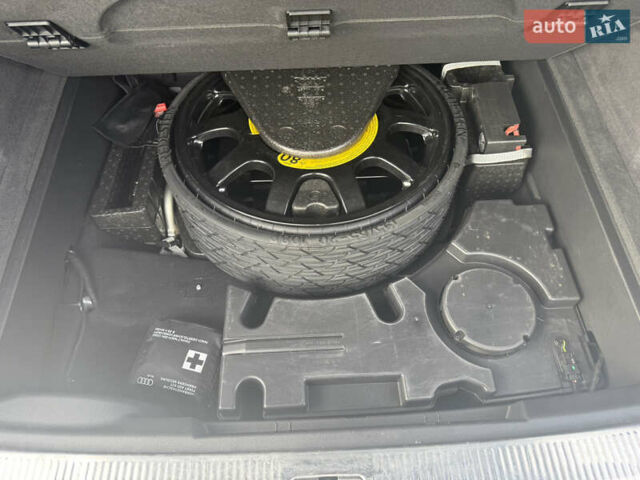 Ауди Ку 7 2018 в Ковель на Automoto.ua Серый Ауди Ку 7, объемом двигателя 2.97 л и пробегом 188 тыс. км за 41900 $, фото 43 на Automoto.ua