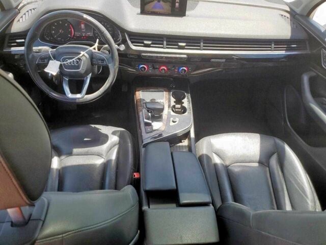 Серый Ауди Ку 7, объемом двигателя 3 л и пробегом 236 тыс. км за 18500 $, фото 7 на Automoto.ua