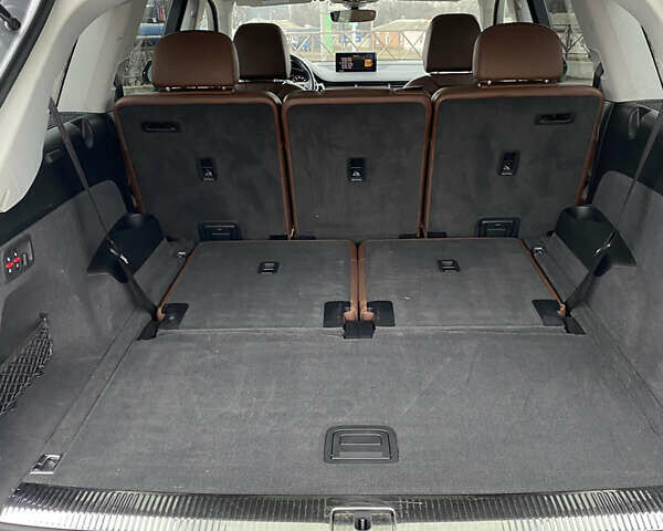 Ауди Ку 7 2018 в Харькове на Automoto.ua Серый Ауди Ку 7, объемом двигателя 3 л и пробегом 91 тыс. км за 42000 $, фото 17 на Automoto.ua