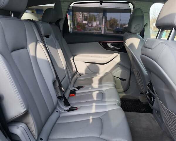 Серый Ауди Ку 7, объемом двигателя 3 л и пробегом 76 тыс. км за 33900 $, фото 16 на Automoto.ua