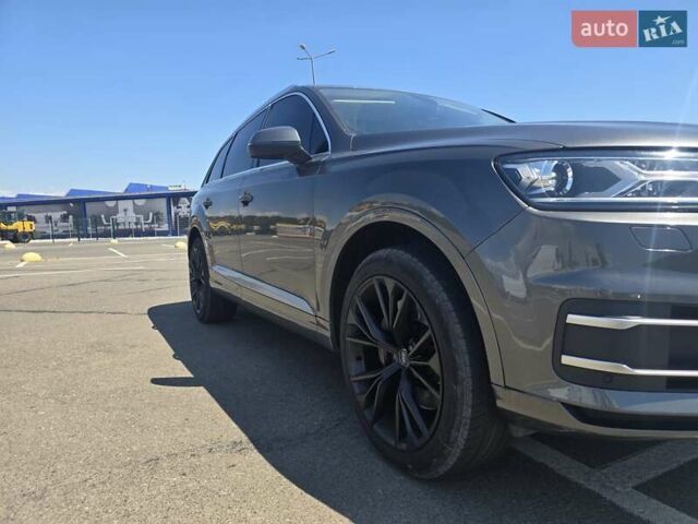 Серый Ауди Ку 7, объемом двигателя 1.98 л и пробегом 153 тыс. км за 22000 $, фото 31 на Automoto.ua