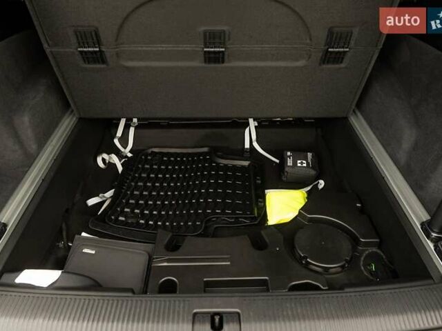 Ауди Ку 7 2018 в Луцке на Automoto.ua Серый Ауди Ку 7, объемом двигателя 2.97 л и пробегом 66 тыс. км за 48888 $, фото 49 на Automoto.ua