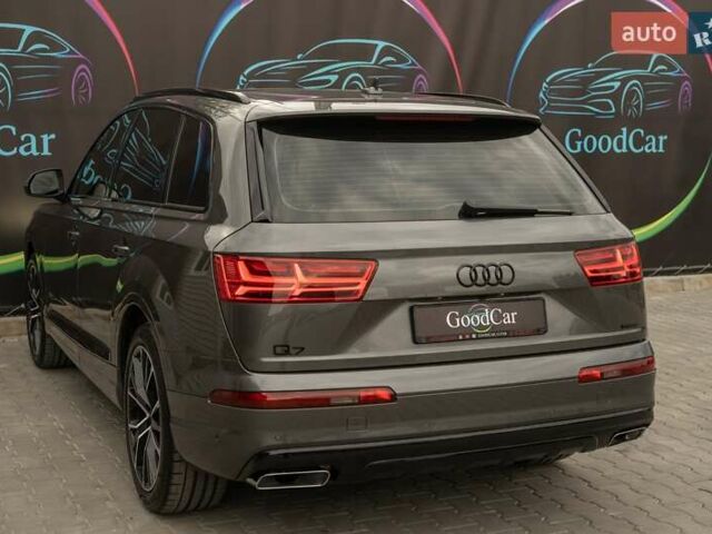 Ауди Ку 7 2018 в Луцке на Automoto.ua Серый Ауди Ку 7, объемом двигателя 2.97 л и пробегом 66 тыс. км за 48888 $, фото 17 на Automoto.ua
