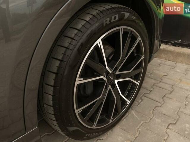 Ауди Ку 7 2018 в Луцке на Automoto.ua Серый Ауди Ку 7, объемом двигателя 2.97 л и пробегом 66 тыс. км за 48888 $, фото 25 на Automoto.ua