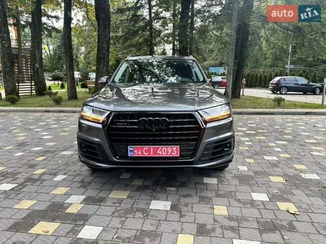 Серый Ауди Ку 7, объемом двигателя 3 л и пробегом 150 тыс. км за 31500 $, фото 1 на Automoto.ua