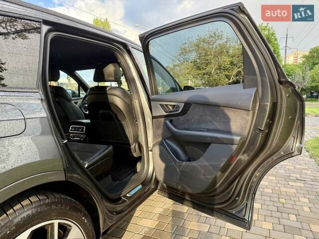 Ауди Ку 7 2018 в Одессе на Automoto.ua Серый Ауди Ку 7, объемом двигателя 2.97 л и пробегом 236 тыс. км за 38700 $, фото 73 на Automoto.ua