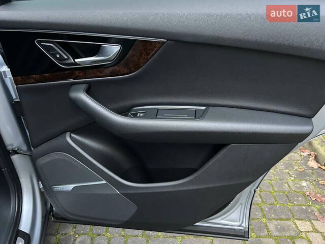 Серый Ауди Ку 7, объемом двигателя 3 л и пробегом 106 тыс. км за 29600 $, фото 41 на Automoto.ua