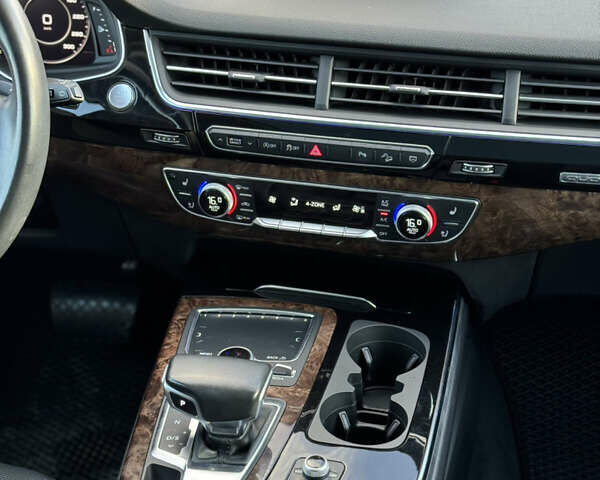 Ауді Ку 7 2018 у Івано-Франківську на Automoto.ua Сірий Ауді Ку 7, об'ємом двигуна 3 л та пробігом 136 тис. км за 27999 $, фото 34 на Automoto.ua