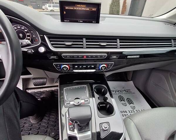 Серый Ауди Ку 7, объемом двигателя 3 л и пробегом 147 тыс. км за 26000 $, фото 25 на Automoto.ua