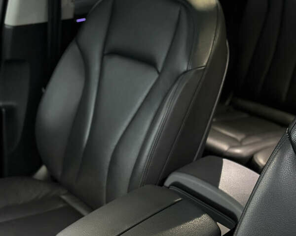 Серый Ауди Ку 7, объемом двигателя 3 л и пробегом 138 тыс. км за 33500 $, фото 50 на Automoto.ua