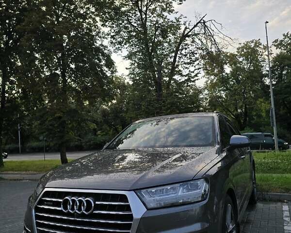 Серый Ауди Ку 7, объемом двигателя 3 л и пробегом 184 тыс. км за 30499 $, фото 8 на Automoto.ua