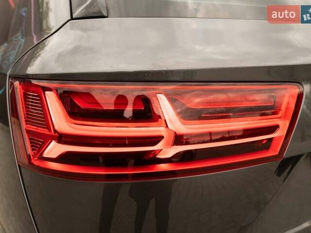 Ауди Ку 7 2018 в Луцке на Automoto.ua Серый Ауди Ку 7, объемом двигателя 2.97 л и пробегом 66 тыс. км за 48888 $, фото 28 на Automoto.ua