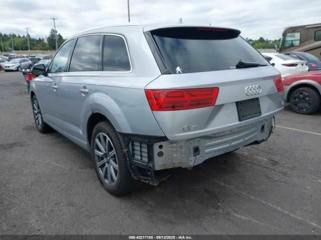 Сірий Ауді Ку 7, об'ємом двигуна 3 л та пробігом 112 тис. км за 8000 $, фото 5 на Automoto.ua