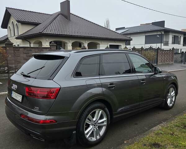 Серый Ауди Ку 7, объемом двигателя 3 л и пробегом 348 тыс. км за 39500 $, фото 7 на Automoto.ua