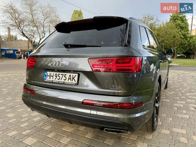 Ауди Ку 7 2018 в Одессе на Automoto.ua Серый Ауди Ку 7, объемом двигателя 2.97 л и пробегом 236 тыс. км за 38700 $, фото 40 на Automoto.ua