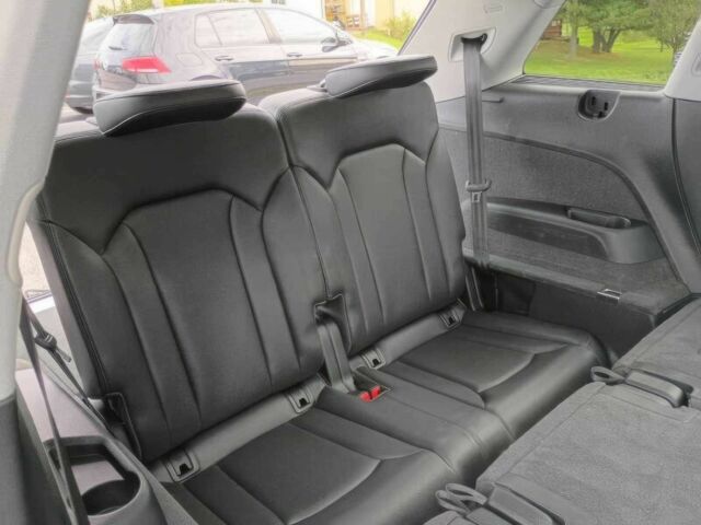 Сірий Ауді Ку 7, об'ємом двигуна 3 л та пробігом 46 тис. км за 18000 $, фото 10 на Automoto.ua