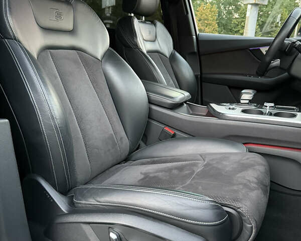 Серый Ауди Ку 7, объемом двигателя 3 л и пробегом 150 тыс. км за 48777 $, фото 63 на Automoto.ua