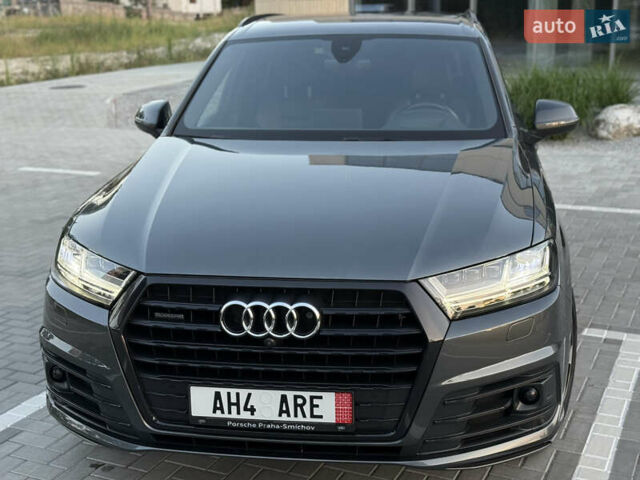 Серый Ауди Ку 7, объемом двигателя 3 л и пробегом 150 тыс. км за 48777 $, фото 6 на Automoto.ua