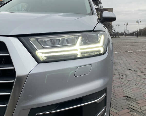 Ауди Ку 7 2018 в Харькове на Automoto.ua Серый Ауди Ку 7, объемом двигателя 3 л и пробегом 91 тыс. км за 42000 $, фото 8 на Automoto.ua