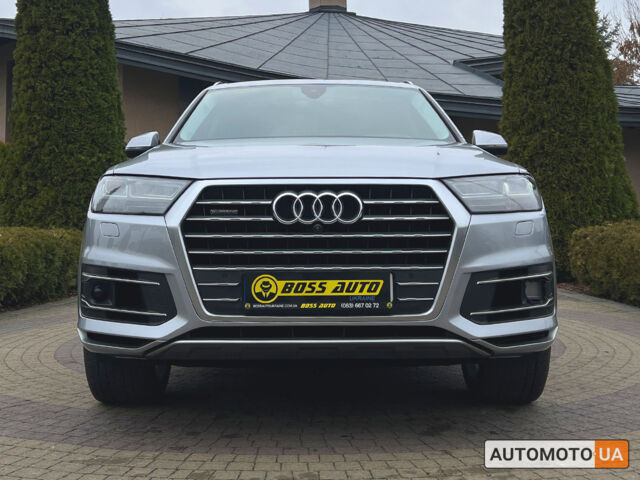 Серый Ауди Ку 7, объемом двигателя 3 л и пробегом 120 тыс. км за 40900 $, фото 1 на Automoto.ua