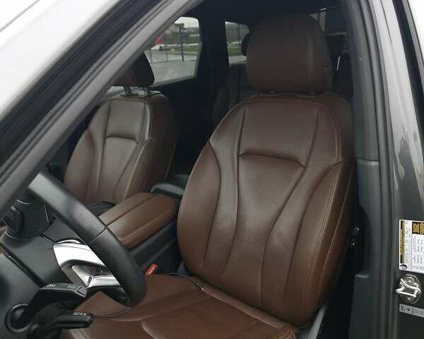 Сірий Ауді Ку 7, об'ємом двигуна 3 л та пробігом 208 тис. км за 26200 $, фото 6 на Automoto.ua