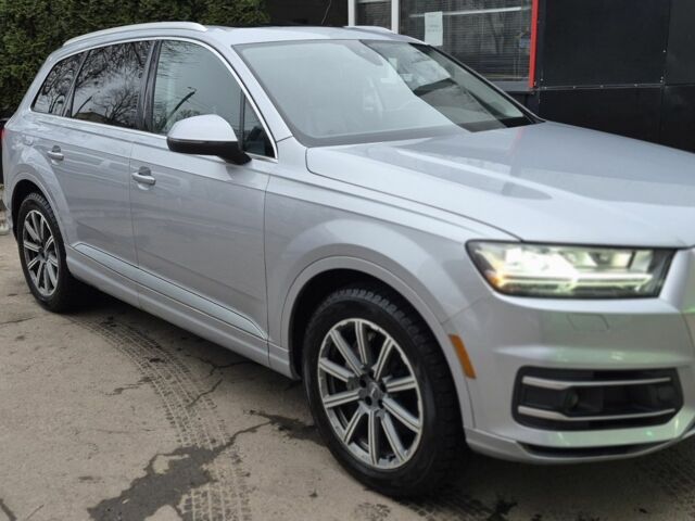 Сірий Ауді Ку 7, об'ємом двигуна 2 л та пробігом 196 тис. км за 26888 $, фото 1 на Automoto.ua