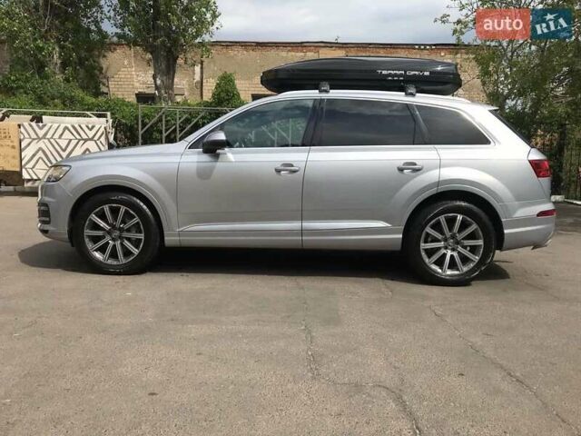 Серый Ауди Ку 7, объемом двигателя 3 л и пробегом 83 тыс. км за 35500 $, фото 4 на Automoto.ua