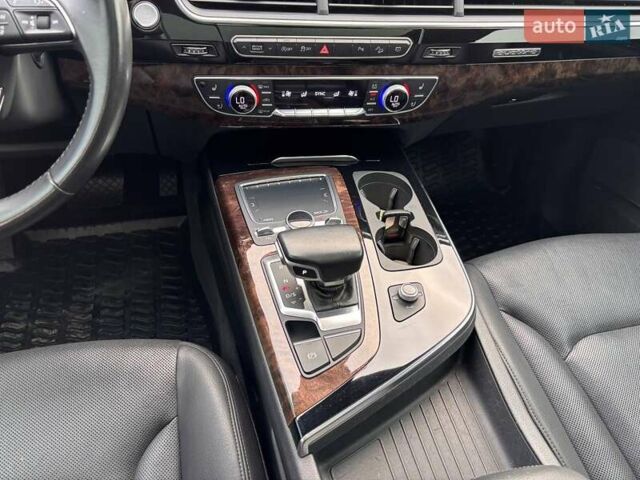 Ауди Ку 7 2018 в Львове на Automoto.ua Серый Ауди Ку 7, объемом двигателя 3 л и пробегом 198 тыс. км за 23750 $, фото 30 на Automoto.ua