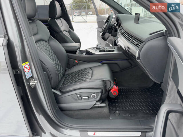 Сірий Ауді Ку 7, об'ємом двигуна 2.97 л та пробігом 220 тис. км за 45500 $, фото 45 на Automoto.ua