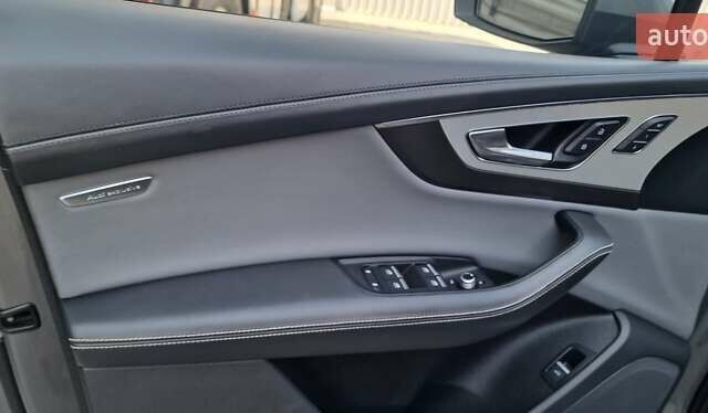 Ауди Ку 7 2018 в Тернополе на Automoto.ua Серый Ауди Ку 7, объемом двигателя 2.97 л и пробегом 147 тыс. км за 49999 $, фото 43 на Automoto.ua
