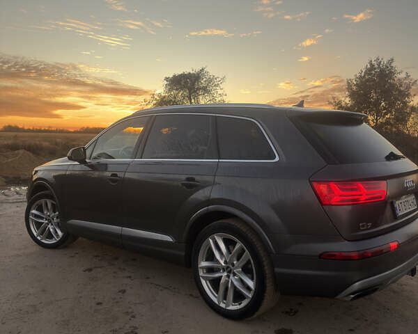 Серый Ауди Ку 7, объемом двигателя 3 л и пробегом 174 тыс. км за 31500 $, фото 4 на Automoto.ua