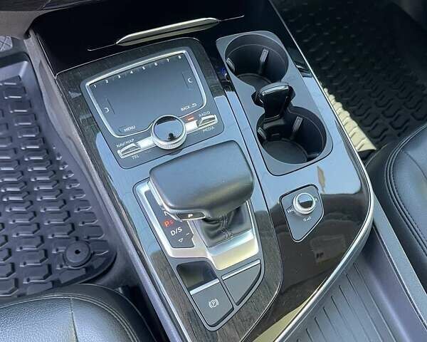 Ауді Ку 7 2018 у Львові на Automoto.ua Сірий Ауді Ку 7, об'ємом двигуна 3 л та пробігом 104 тис. км за 28000 $, фото 23 на Automoto.ua