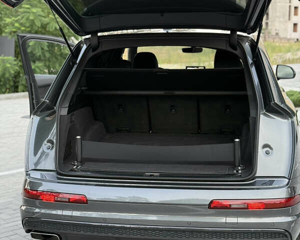 Серый Ауди Ку 7, объемом двигателя 3 л и пробегом 150 тыс. км за 48777 $, фото 49 на Automoto.ua