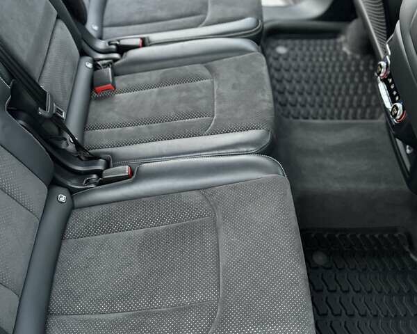 Серый Ауди Ку 7, объемом двигателя 2.97 л и пробегом 130 тыс. км за 46000 $, фото 67 на Automoto.ua