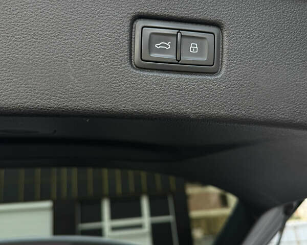 Серый Ауди Ку 7, объемом двигателя 3 л и пробегом 106 тыс. км за 29900 $, фото 29 на Automoto.ua