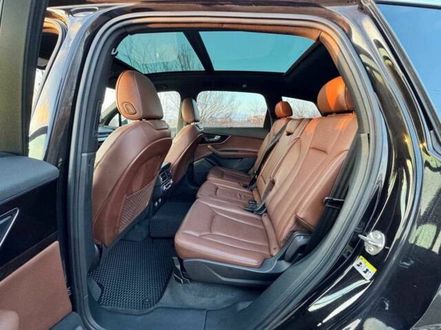 Серый Ауди Ку 7, объемом двигателя 3 л и пробегом 70 тыс. км за 24000 $, фото 6 на Automoto.ua