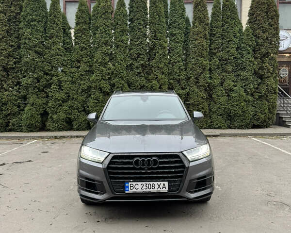 Серый Ауди Ку 7, объемом двигателя 3 л и пробегом 206 тыс. км за 25000 $, фото 1 на Automoto.ua
